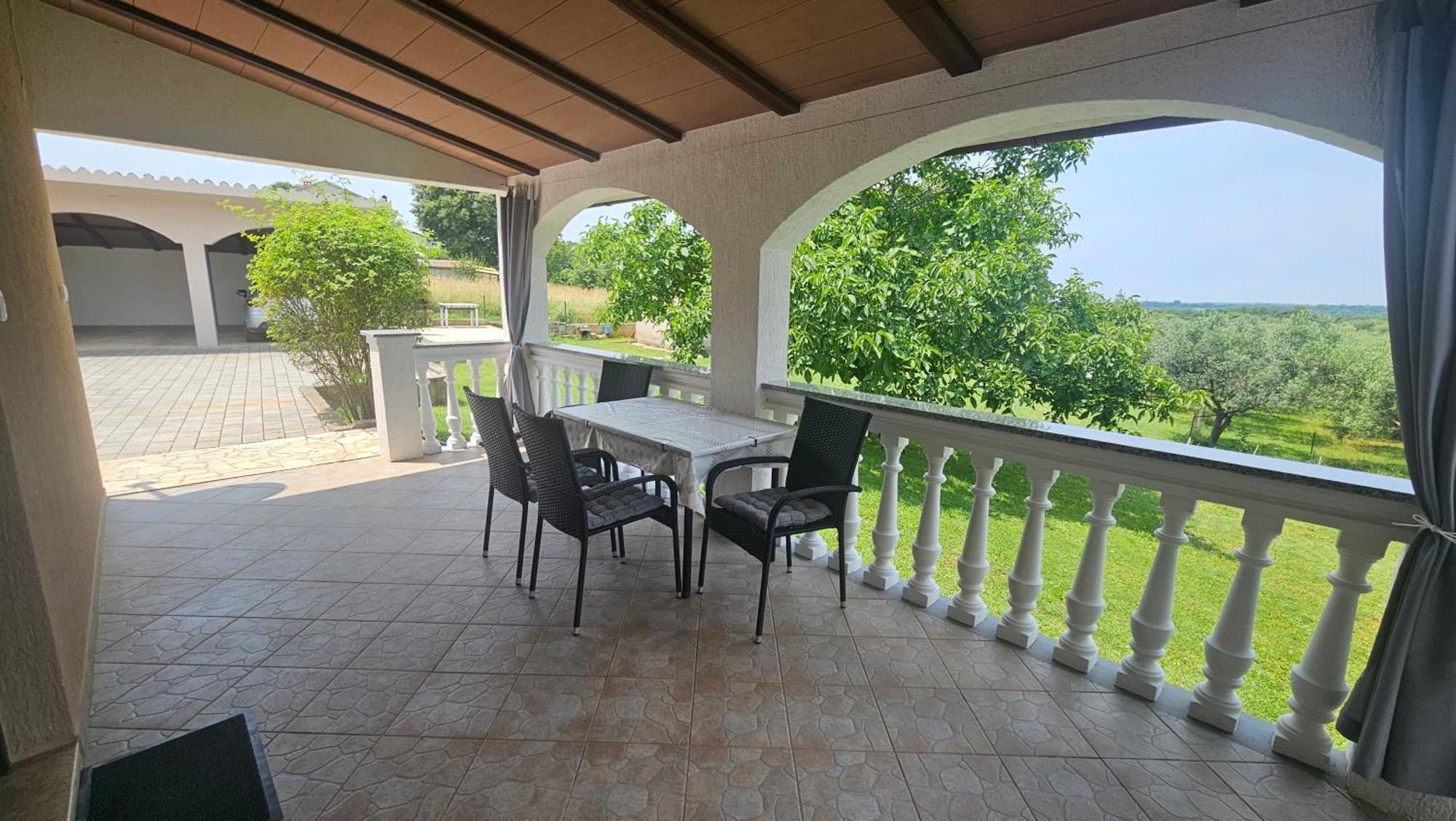 Apartment Danica Valtura Luaran gambar